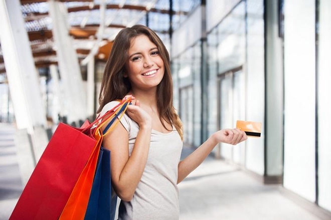 Tìm hiểu về thẻ tín dụng Credit Card và cách mua hàng trả góp qua thẻ