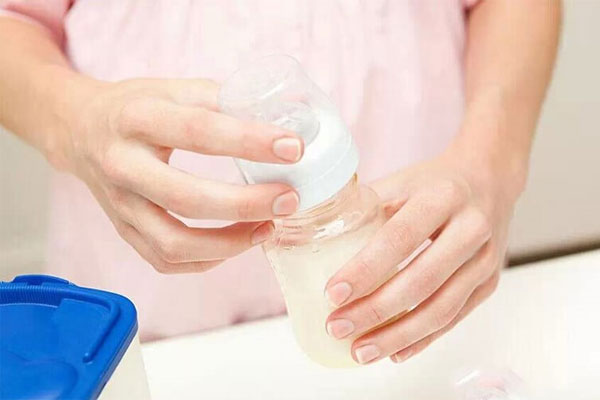 Cách pha sữa Meiji