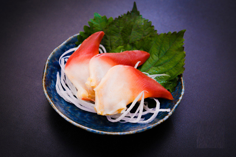 Món sashimi ngon từ sò đỏ
