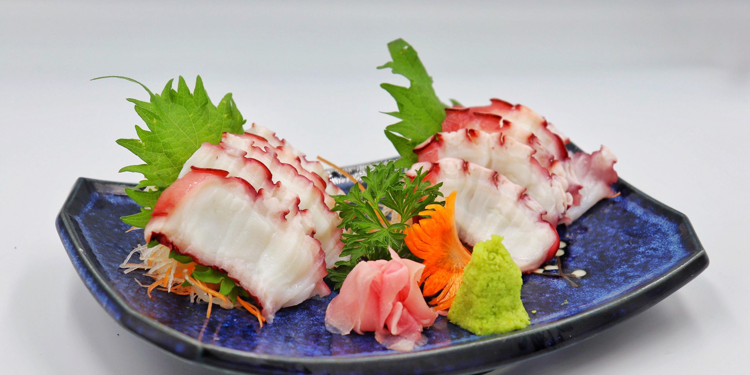 Sashimi bạch tuộc