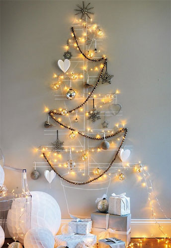 Trang trí cây thông Noel trên tường