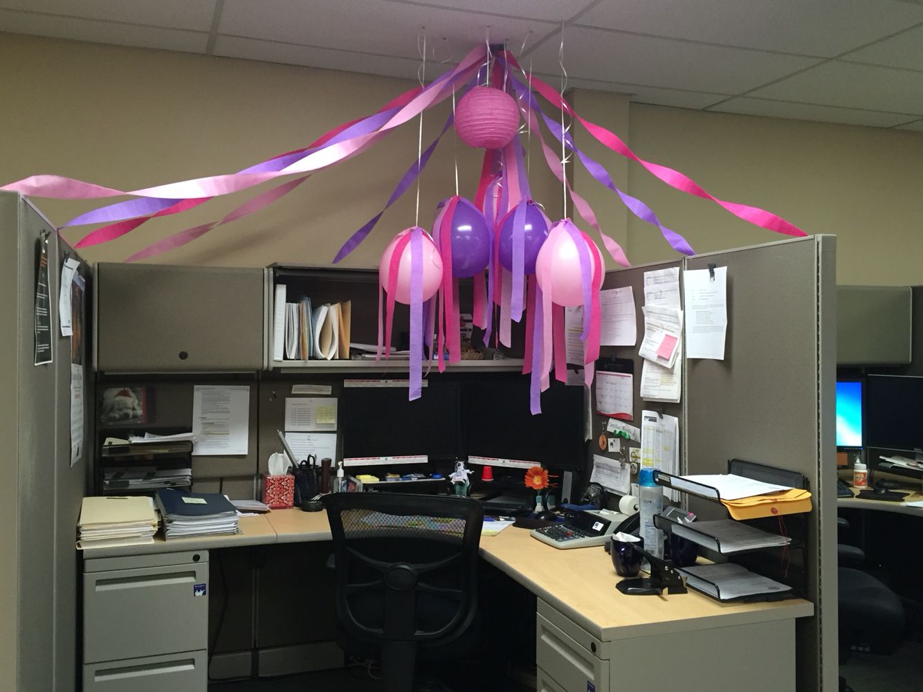 Cách trang trí sinh nhật cho sếp tại văn phòng