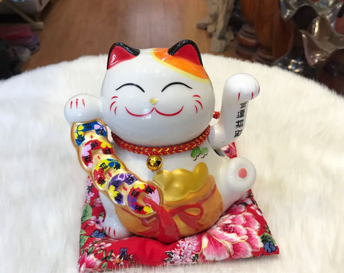 Truyền thuyết mèo thần tài may mắn Maneki Neko