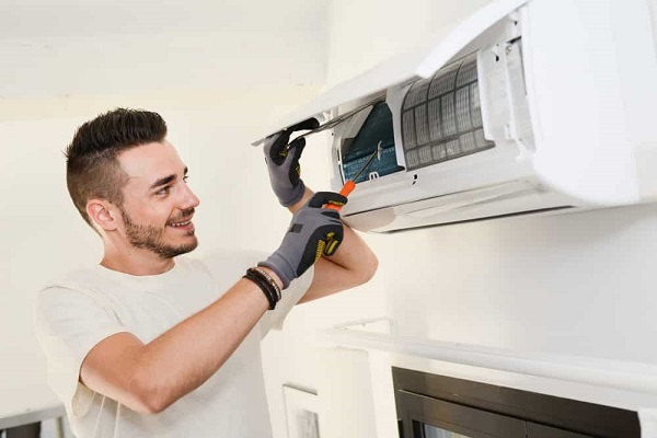 Cách khắc phục ống đồng máy lạnh bị rỉ nước, bị móp, bị hở