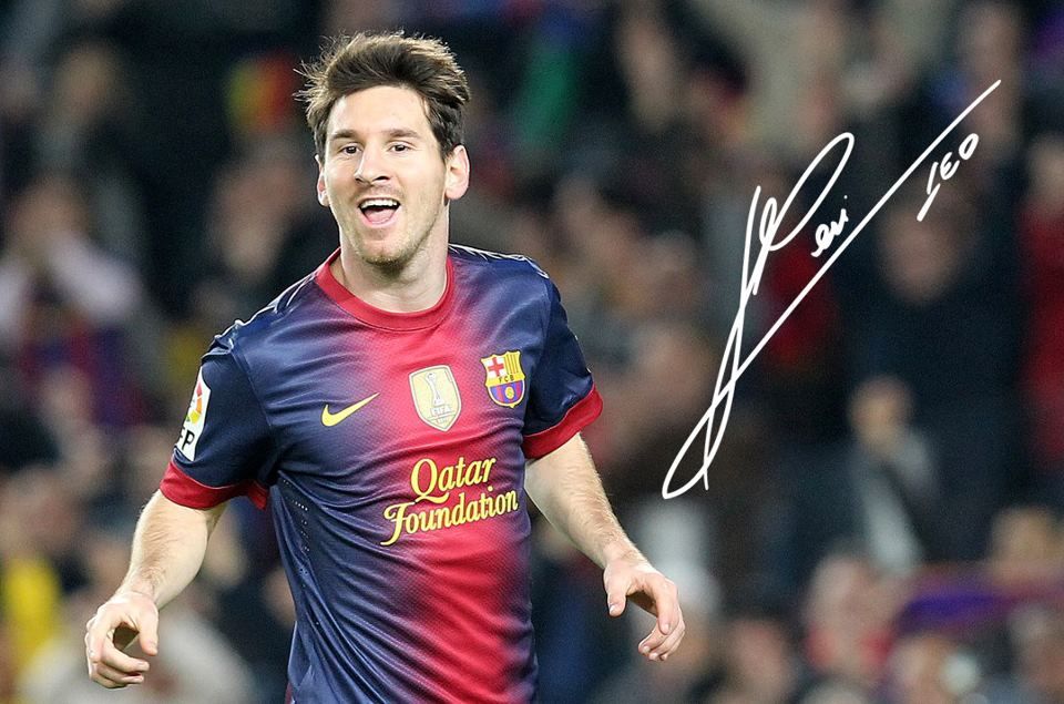 Chữ ký của Messi là gì?