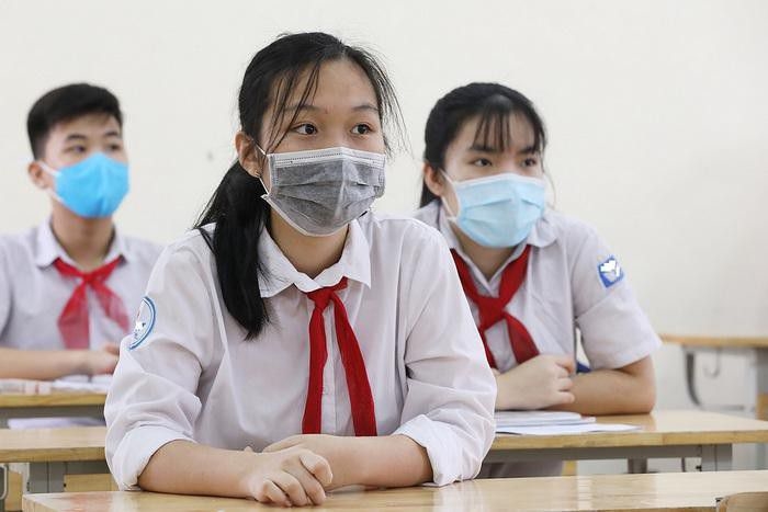 Điểm chuẩn thi vào lớp 10 các trường chuyên tại Hà Nội 2021