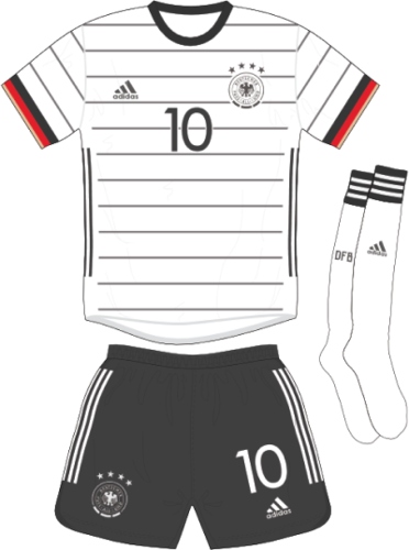 Áo đấu sân nhà đội tuyển Đức tại vòng loại World Cup 2022 châu Âu.