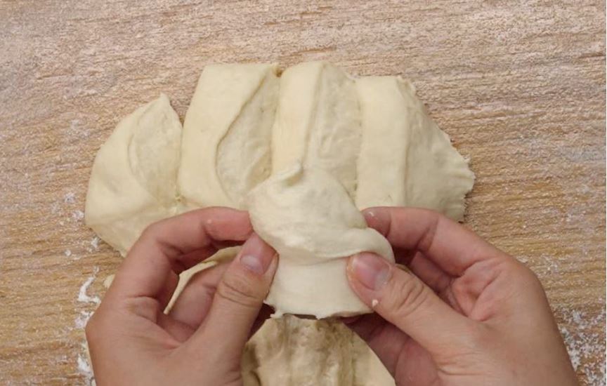 Cách làm bánh tiêu sữa bằng bột nở