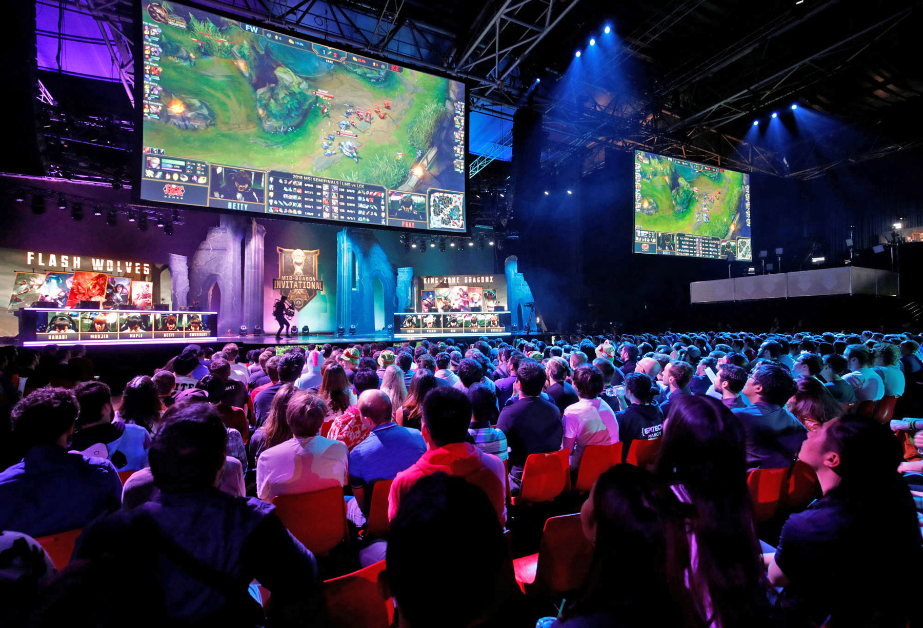 Thể thao điện tử Esports là gì? Esports kiếm tiền như thế nào?