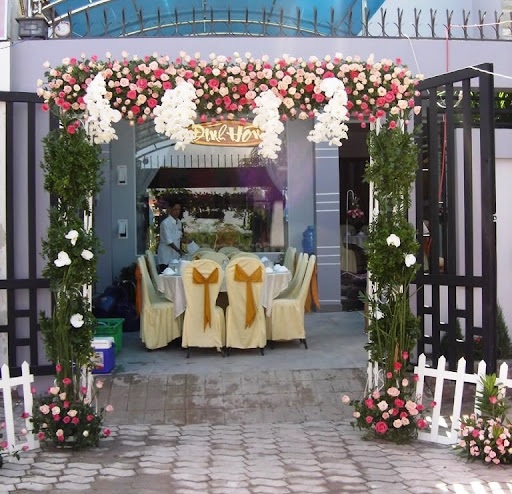 Cổng cưới hoa tươi đẹp