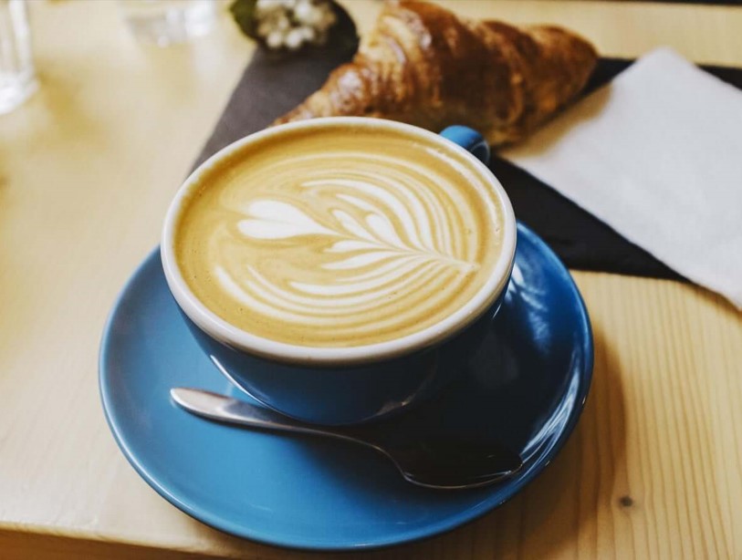 Cách pha Flat White từ hạt cà phê nguyên chất