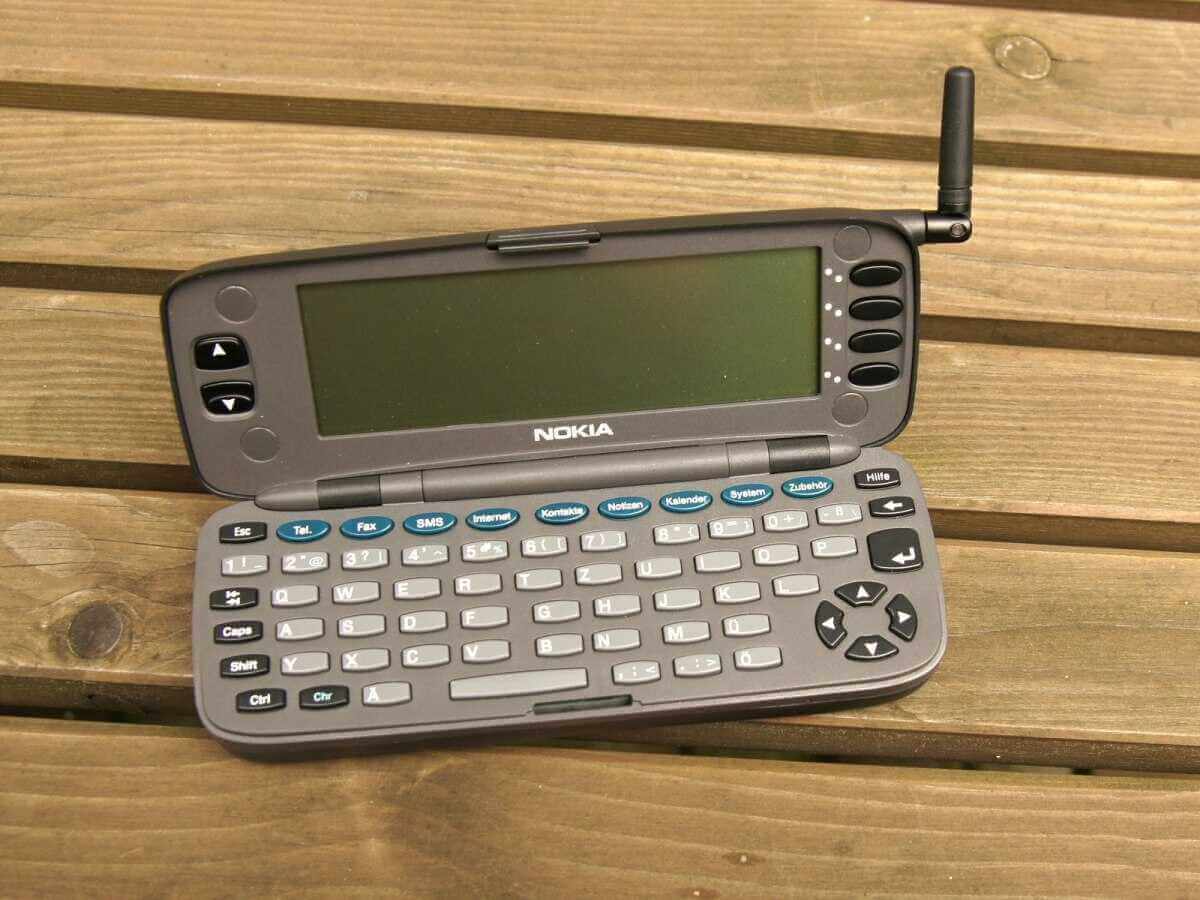 Điện thoại Nokia 9000 Communicator