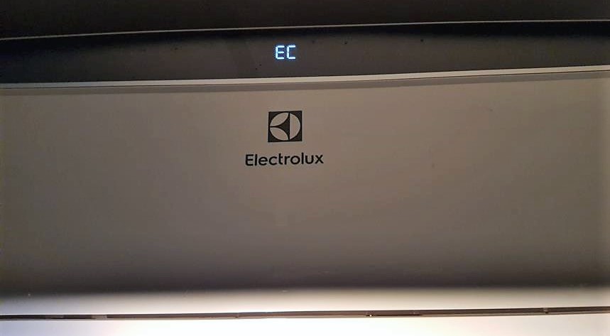 Lỗi EC của máy lạnh Electrolux là gì?