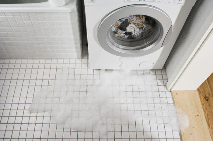 Máy giặt thường xuyên bị tràn nước trong quá trình sử dụng