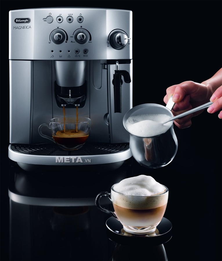 Máy pha cà phê Delonghi Full Automatic Espresso ESAM4200.S mang đến cho bạn ly Cappuccino thật thơm ngon Máy pha cà phê Delonghi Full Automatic Espresso ESAM4200.S mang đến cho bạn ly Cappuccino thật thơm ngon