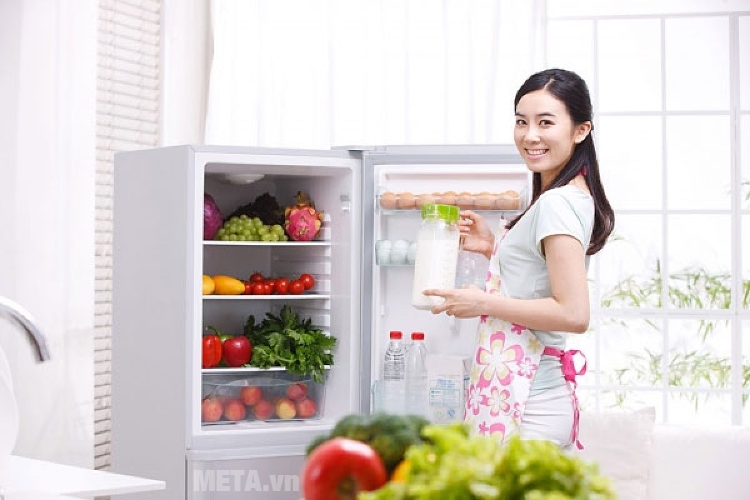 Tủ lạnh Inverter giúp tiết kiệm điện năng hiệu quả.