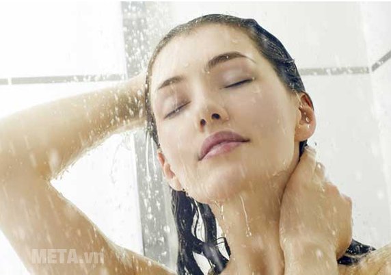 Tắm vào mùa đông đem lại độ ẩm cho da. Tắm vào mùa đông đem lại độ ẩm cho da.